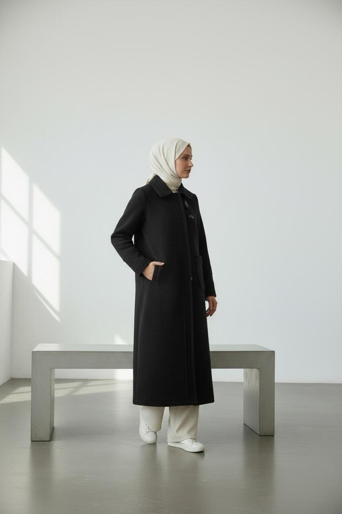 NERMİN  çoban düğme detaylı kuzu kap - Görsel 2