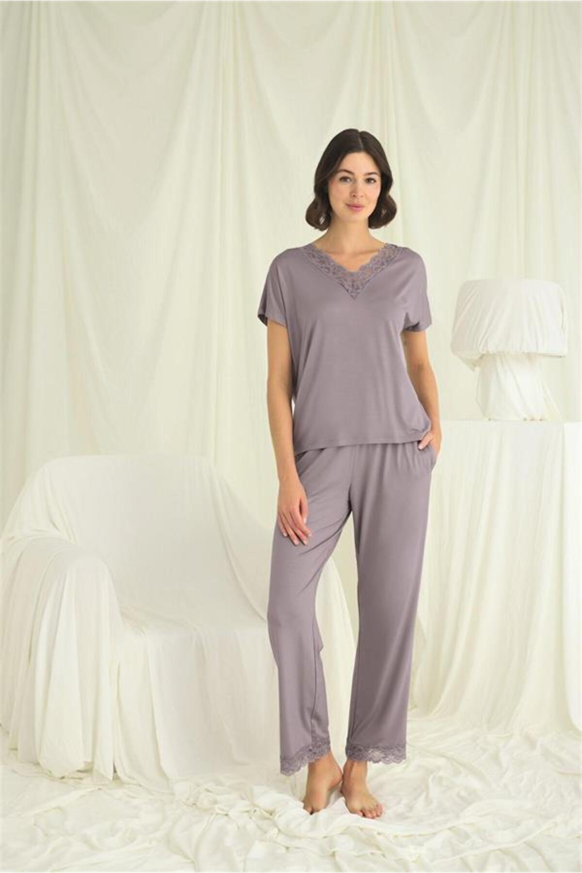 Aria's Closet Arias Closet Kısa Kollu V Yakalı Dantelli Pijama Takımı