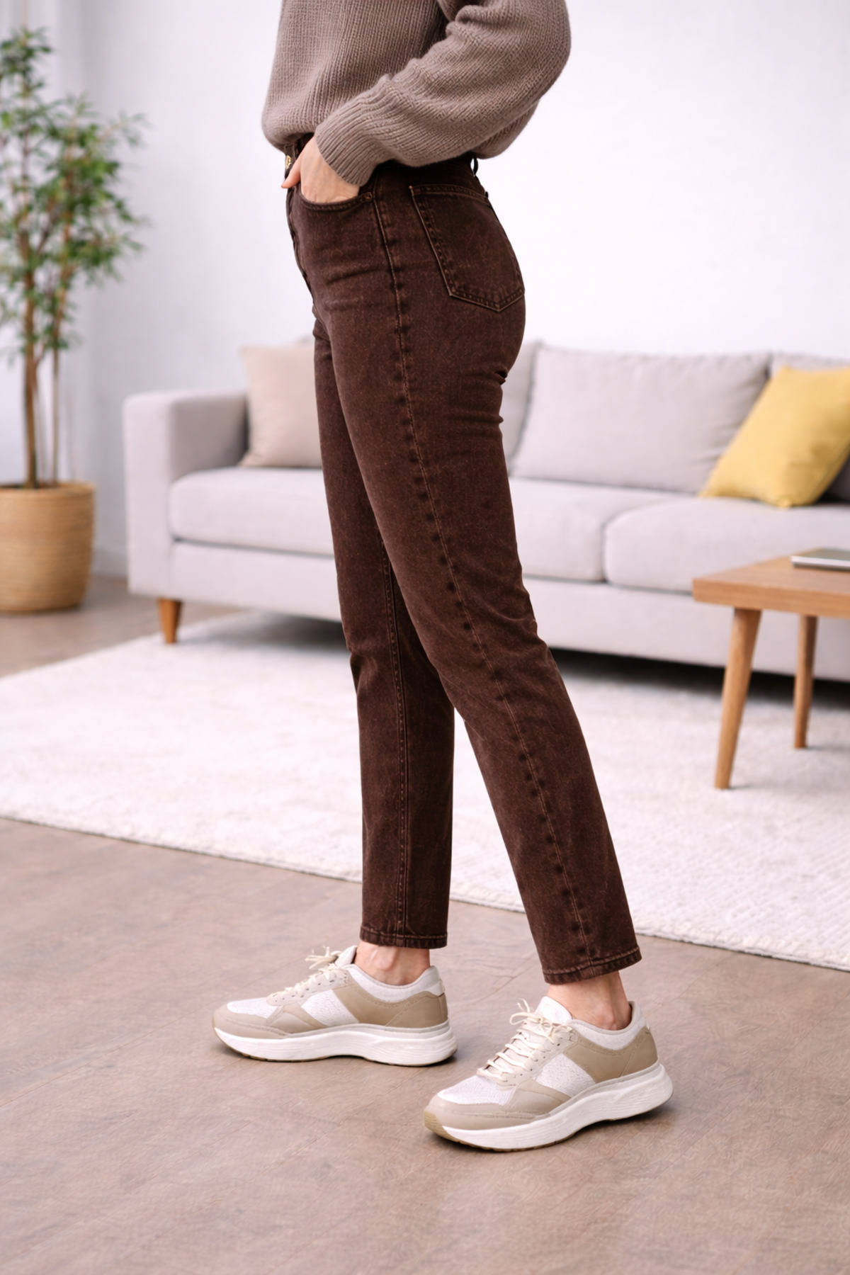 DELDNM  Line Kadın Kahverengi Yüksek Bel Likralı Trend Mom Jean - Görsel 3