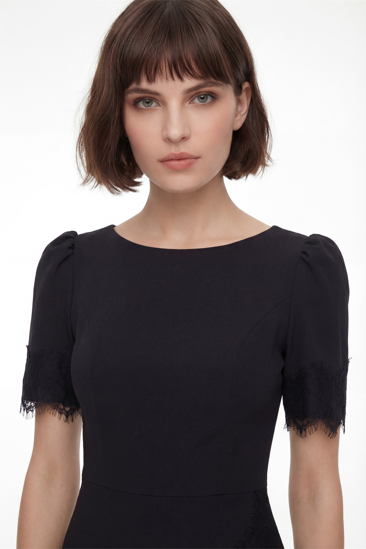 Lafaba  Kadın Siyah Dantel Detay Midi Davet Elbisesi - Görsel 3