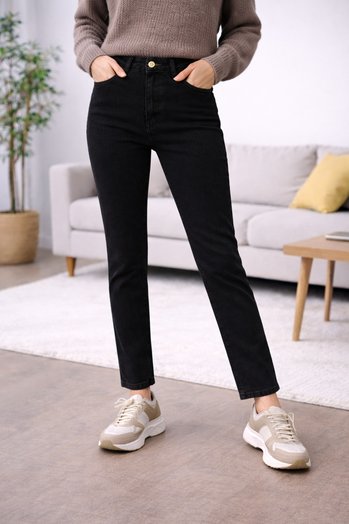 DELDNM Line Kadın Siyah Yüksek Bel Likralı Trend Mom Jean