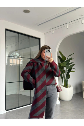 KÜBRA SÖYLEMEZ BOUTİQUE BORDO ÇİZGİLİ ATKILI KAZAK