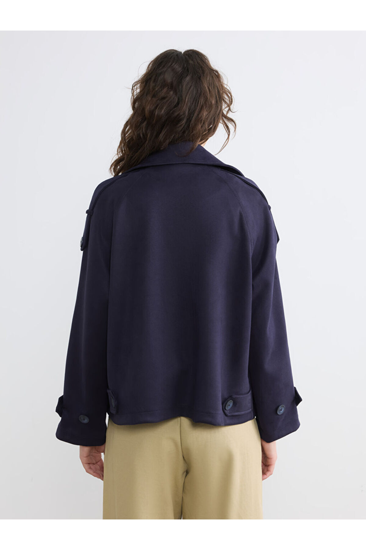 LC Waikiki  GiyÇık Store Lacivert Oversize Kadın Süet Görünümlü Trençkot - Görsel 6