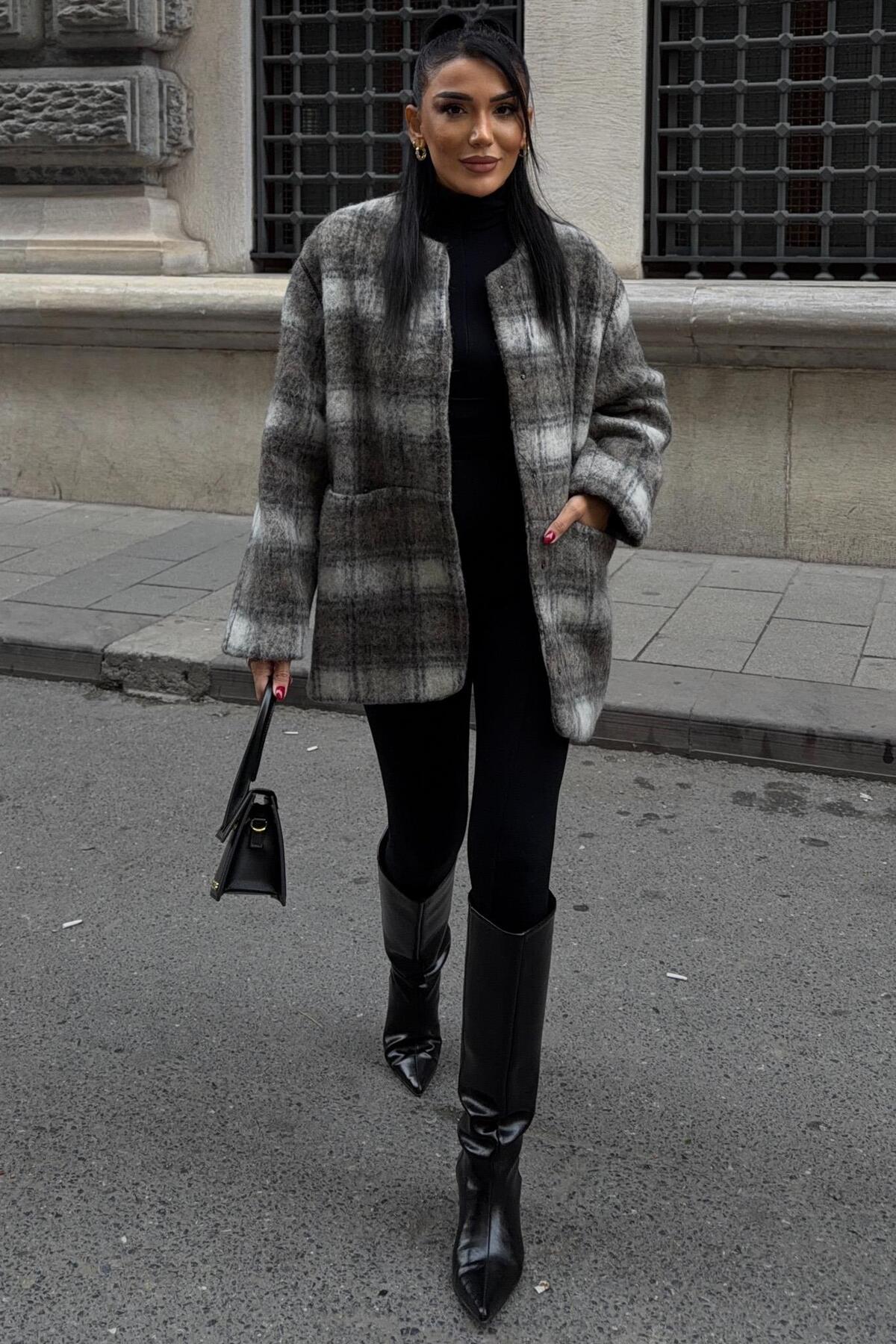 Lijuri  Yuvarlak Yaka Ekose Desenli Tüylü Mont 7140 - Görsel 4