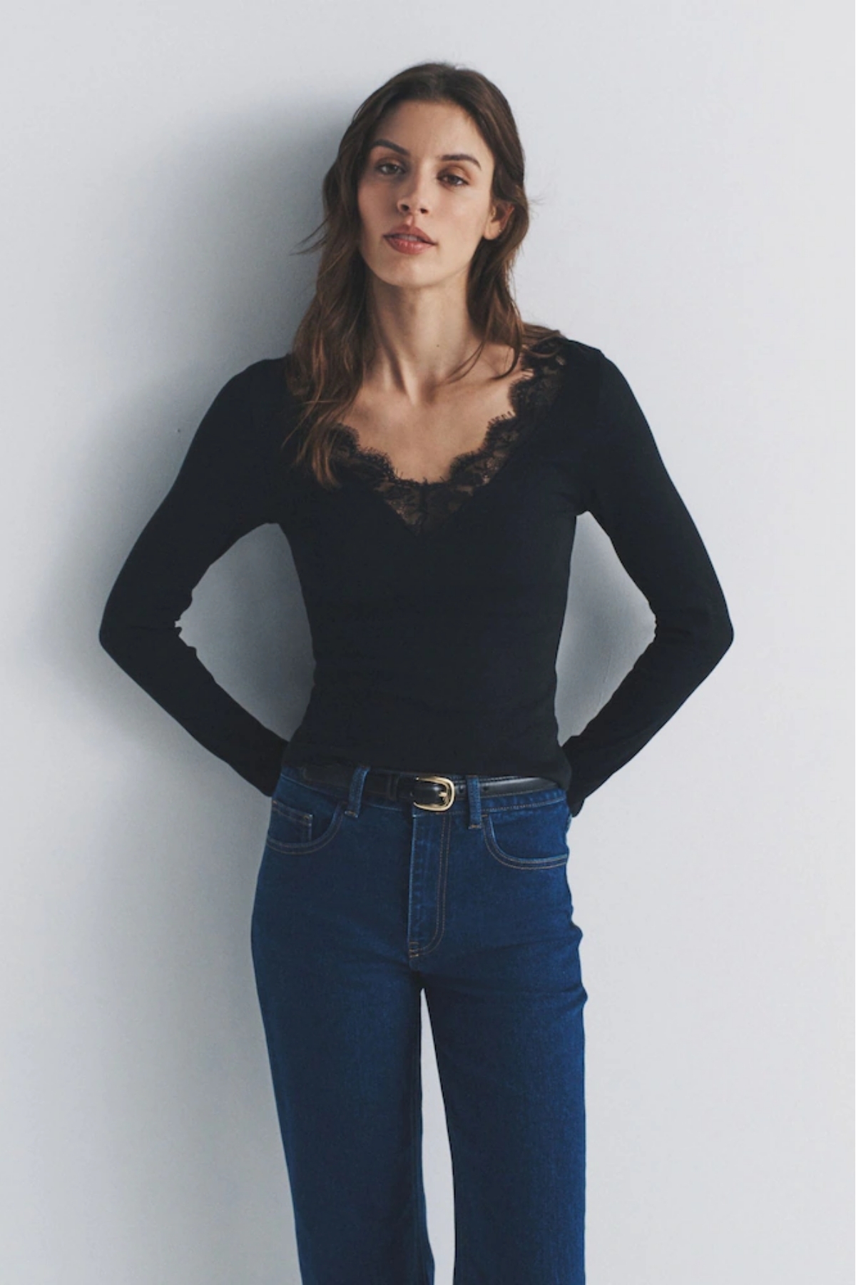 JE-TU  Dantel Detaylı V Yaka Bluz - Görsel 2