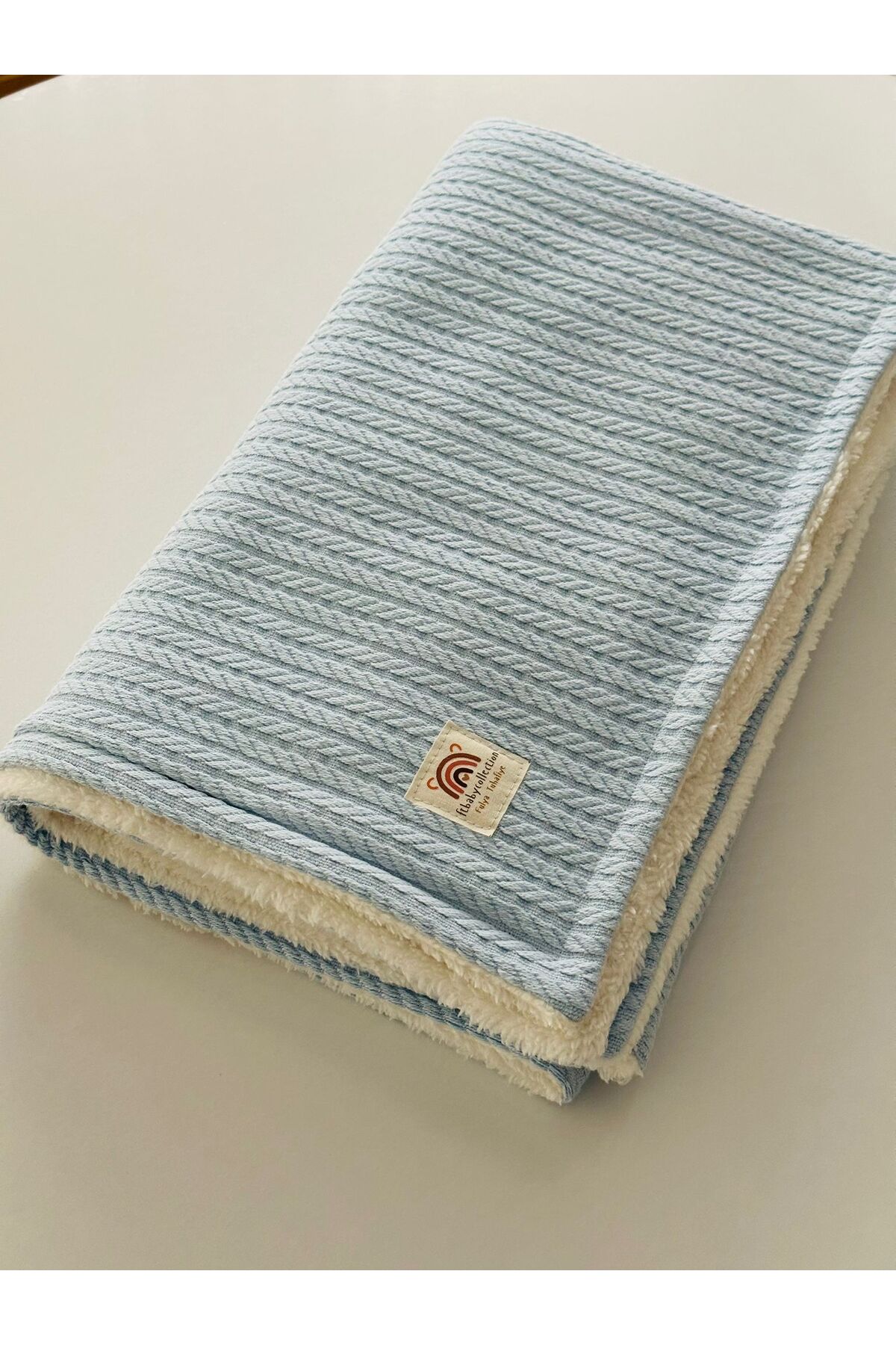 Fulya Tuhafiye Ftbabycollection Kışlık Welsoft İç Yüzeyli Örgü Pike Bebek Battaniyesi 100x110 cm Beyaz fotoğrafı 3 (önizleme)
