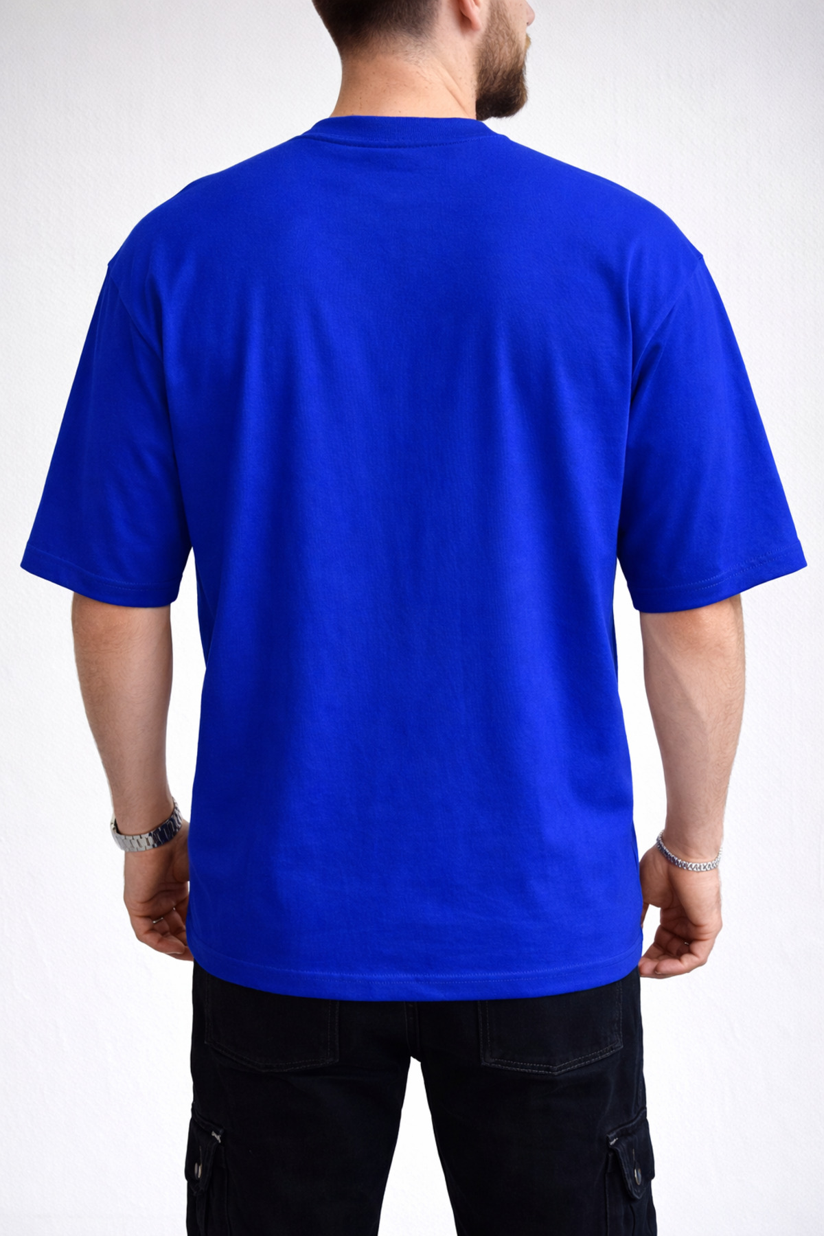 caddekombin Men's Born to Be Free Text Printed Crew Neck Saks Blue