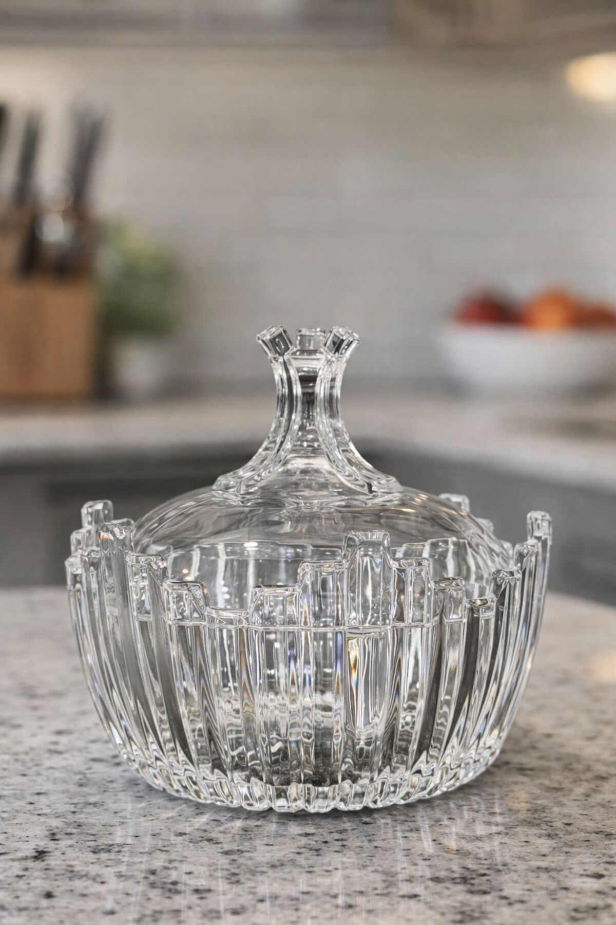 Crystal Patterned Glass Sugar Bowl with Lid – Elegant Tea and Coffee Presentation - Decorative Sugar Bowl