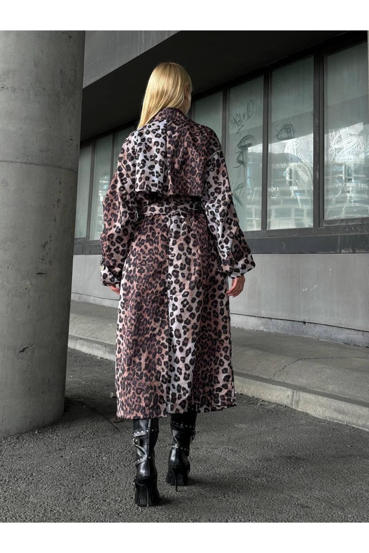 MAESTRO WOMAN Kadın Leopar Desenli Kuşaklı Uzun Trençkot görsel 5