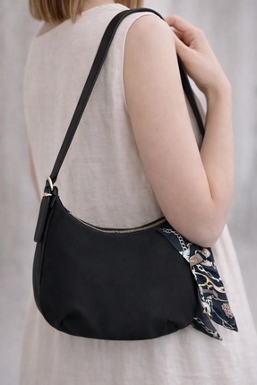 NEPTY CO KADIN SİYAH GÜNLÜK OMUZ ÇANTASI