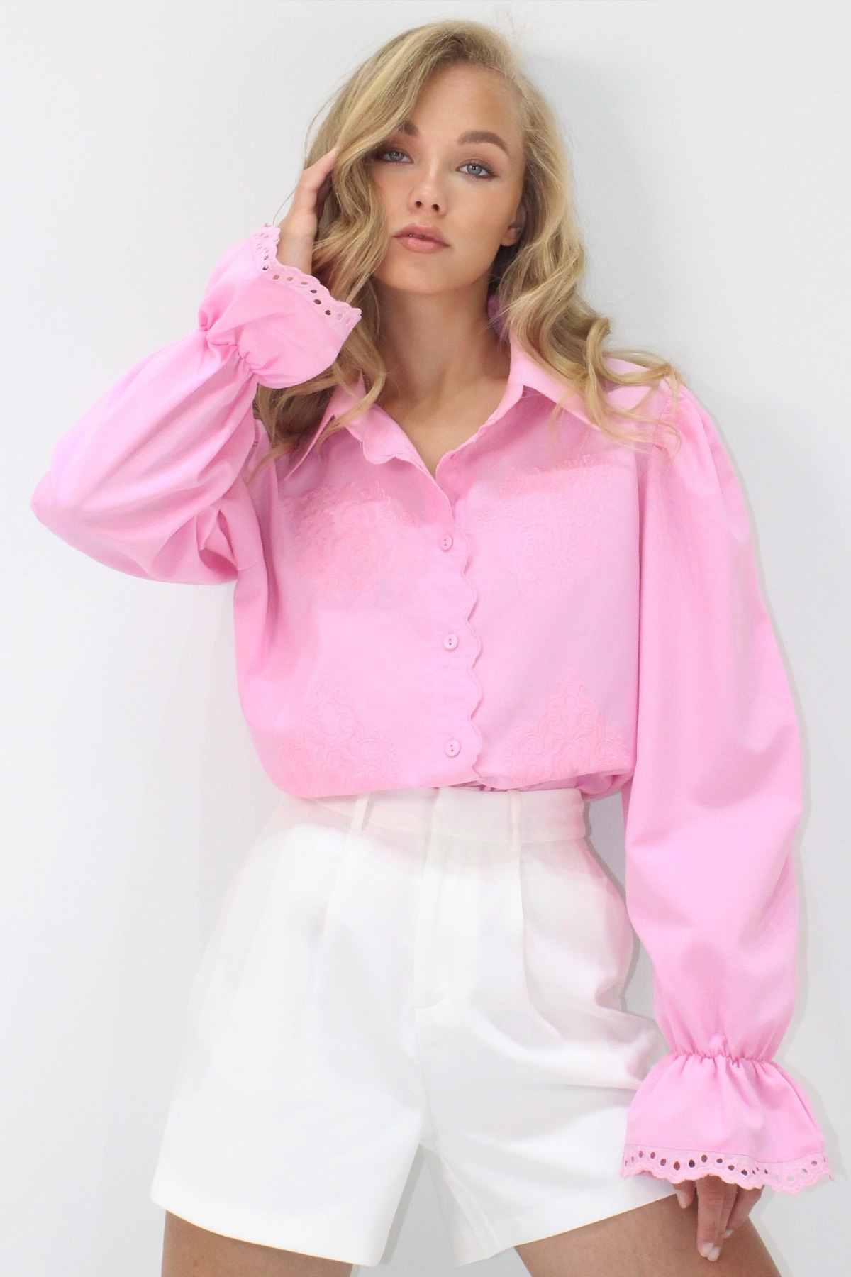 قميص نسائي منسوج مطرز باللون الوردي من نوع Princes...