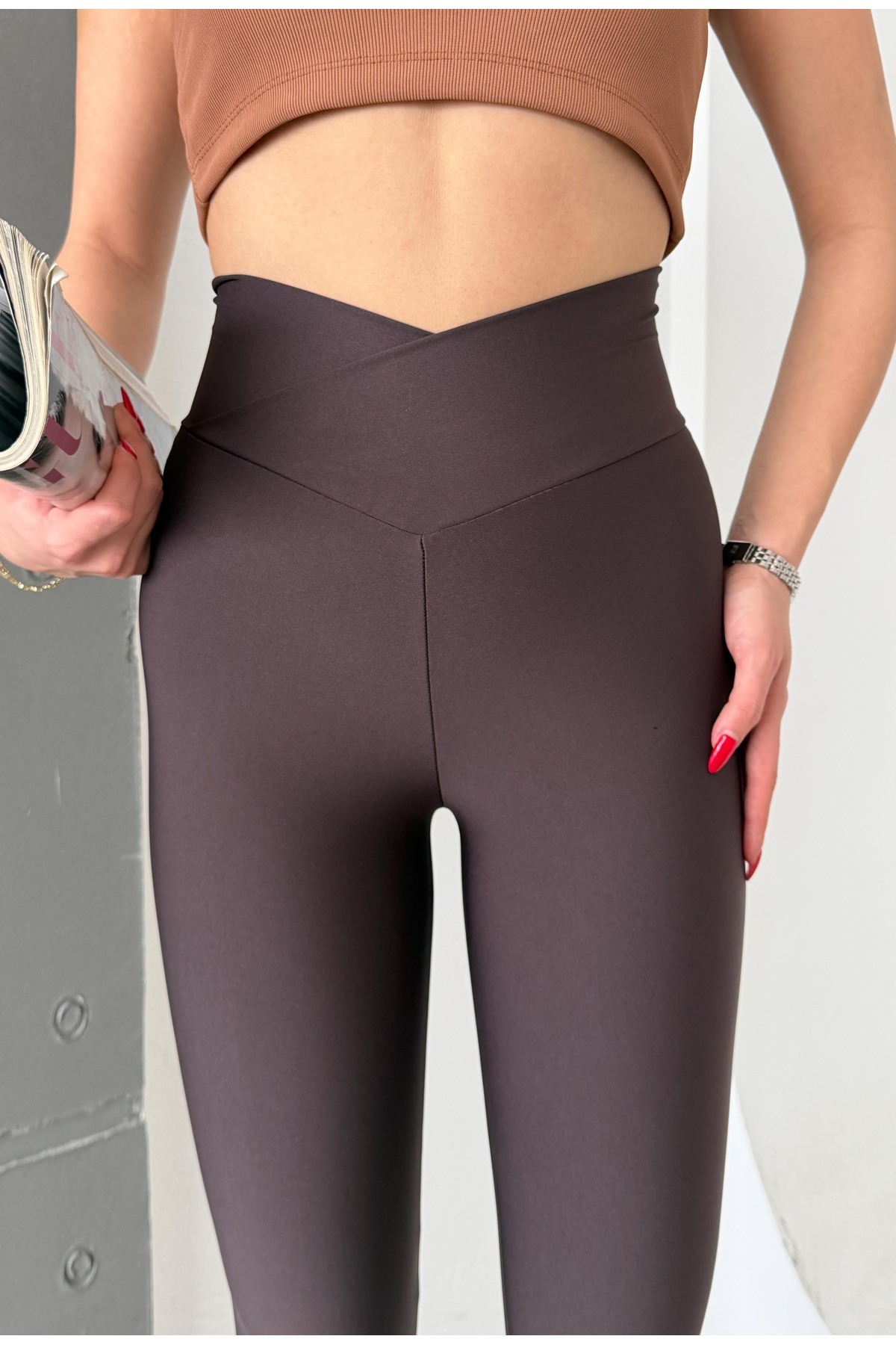 shaban Ženske smeđe boje, križni struk ( Kaiš ) Detaljne Visok struk Oblikuje...