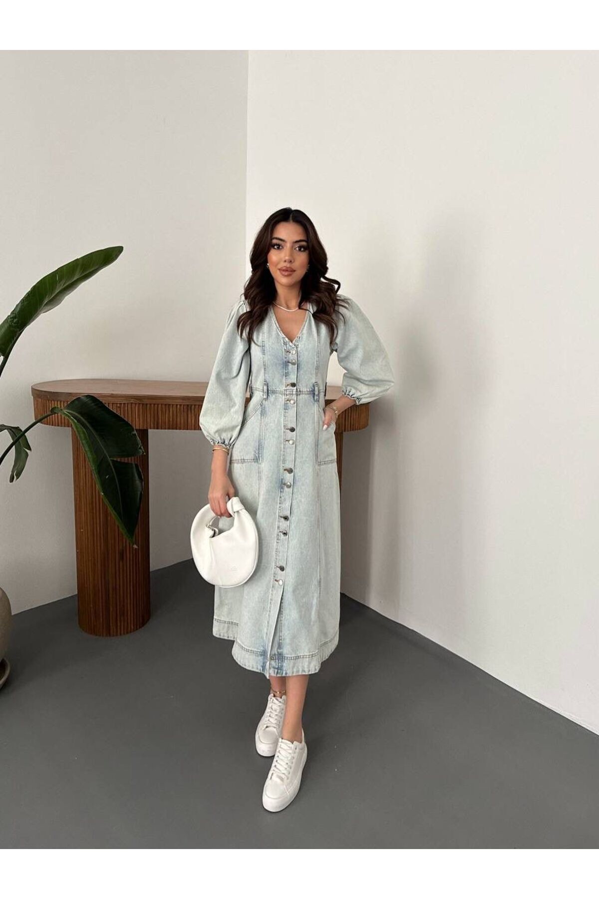 Ekim Store  V Yaka Yarım Kol Düğmeli Kot Elbise - Görsel 5