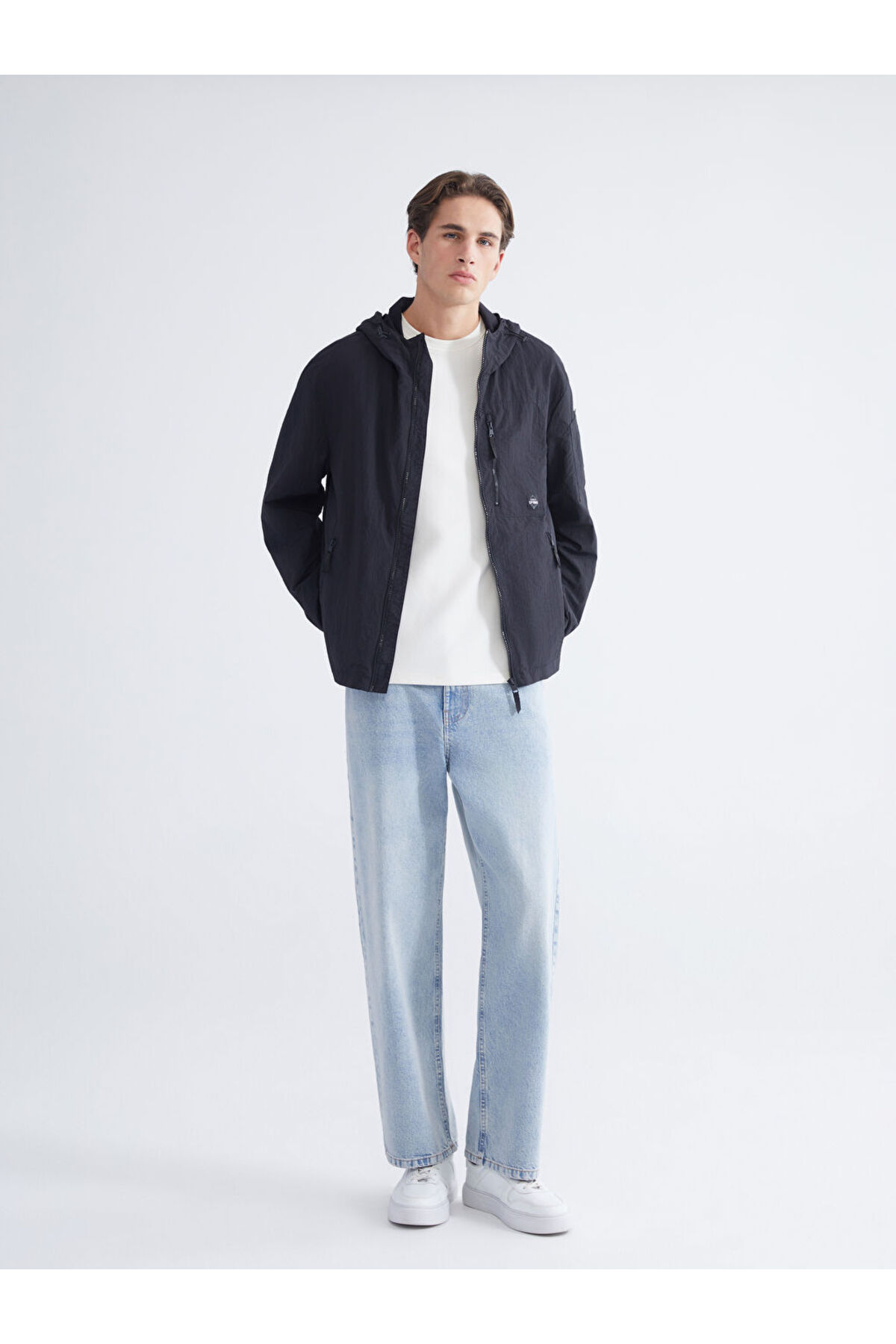 بارانی مردانه Black Standard Fit — رنگارنگ TYCB5B396719D7C8C03DF7100 — تصویر 2 از 7