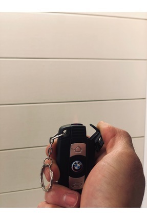 DM arba anahtarı görünümlü çakmak