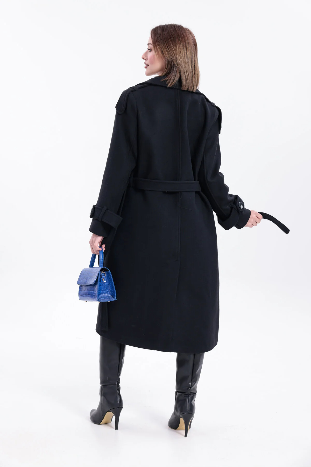 ışık tesettur  Morena Yeni Sezon Regular Fit Siyah Düğmeli Uzun Kaşe Kaban (Yeni Sezon) 2026 - Görsel 3