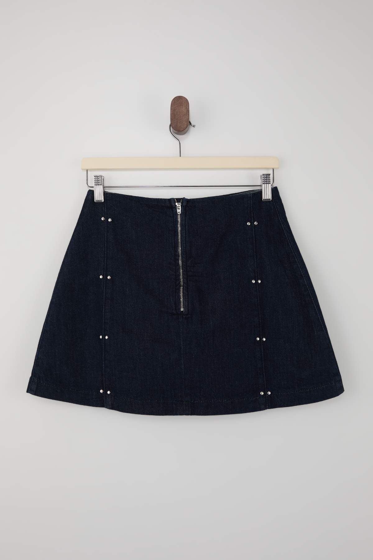 Trendyolmilla  Koyu Mavi Aksesuar/Trok Detaylı %100 Pamuk Denim Şort Etek TWOSS26SR00014 - Görsel 7