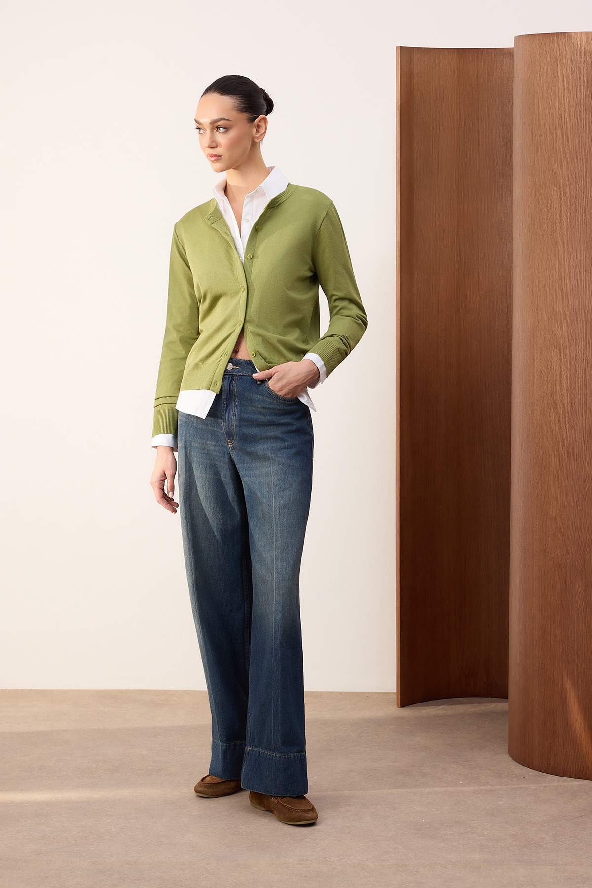 Trendyolmilla  Wardrobe Essentials Yeşil Merserize Görünümlü Bisiklet Yaka Triko Hırka|TWOAW26HI00095