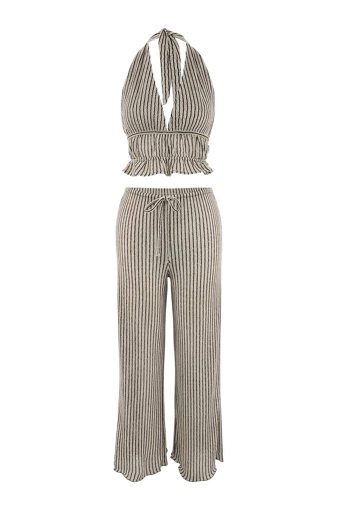 Trendyolmilla  Çizgili Örme Sırt Dekolteli Boyundan Bağlamalı Plaj Bluz Pantolon Takım TBESS26AU00007 - Görsel 7