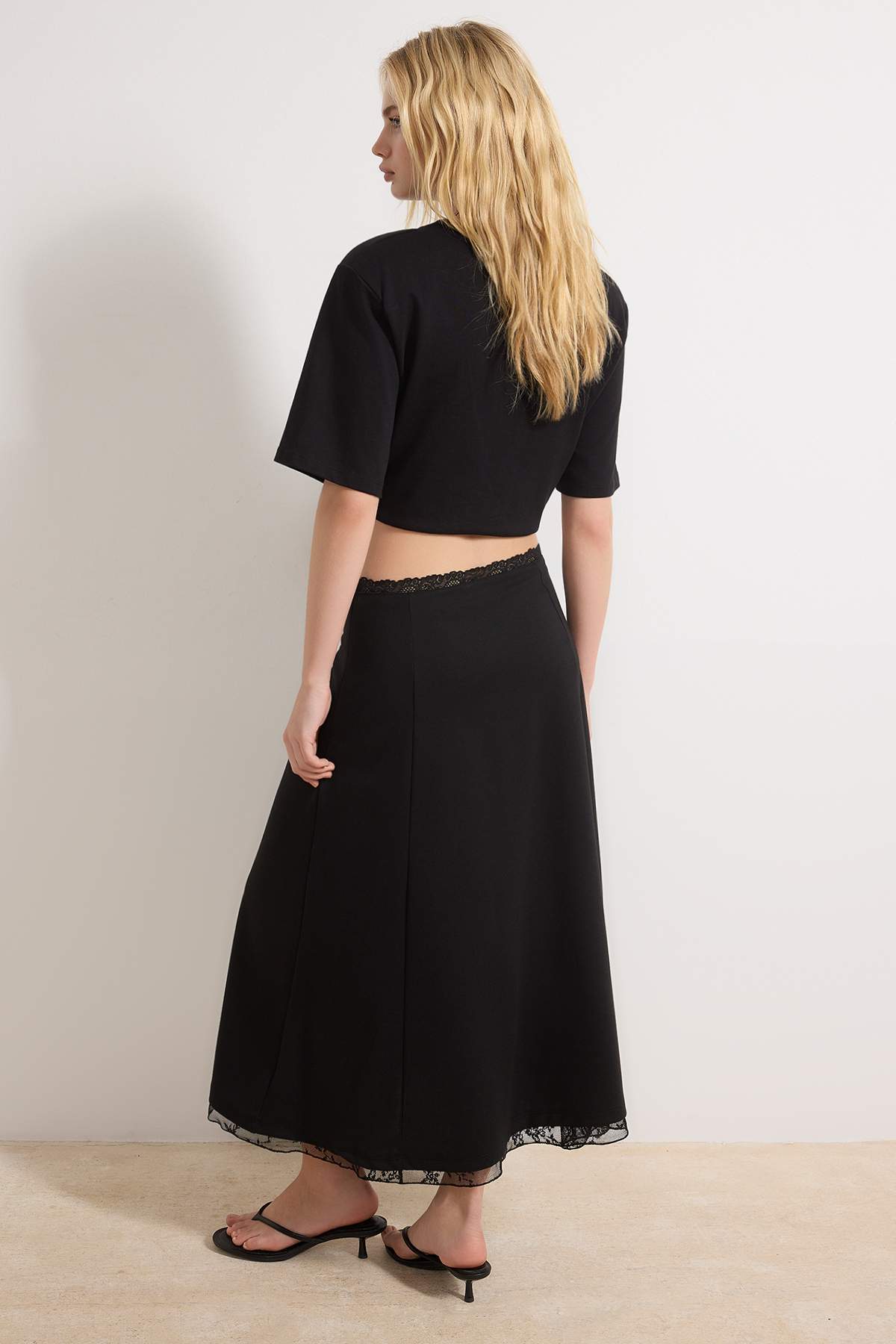 trendyolmilla-womens-flat-midi-skater-skirt