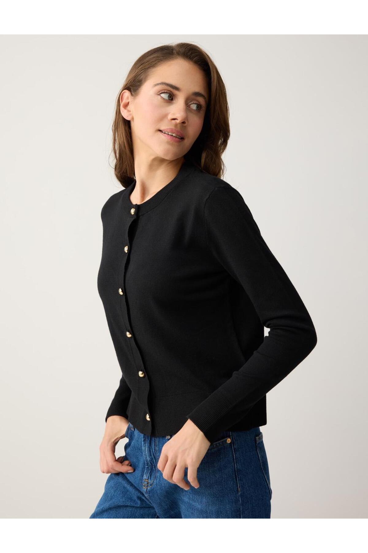 Jimmy Key  Siyah Parlak Düğme Detaylı Yuvarlak Yaka Triko Hırka - Görsel 3