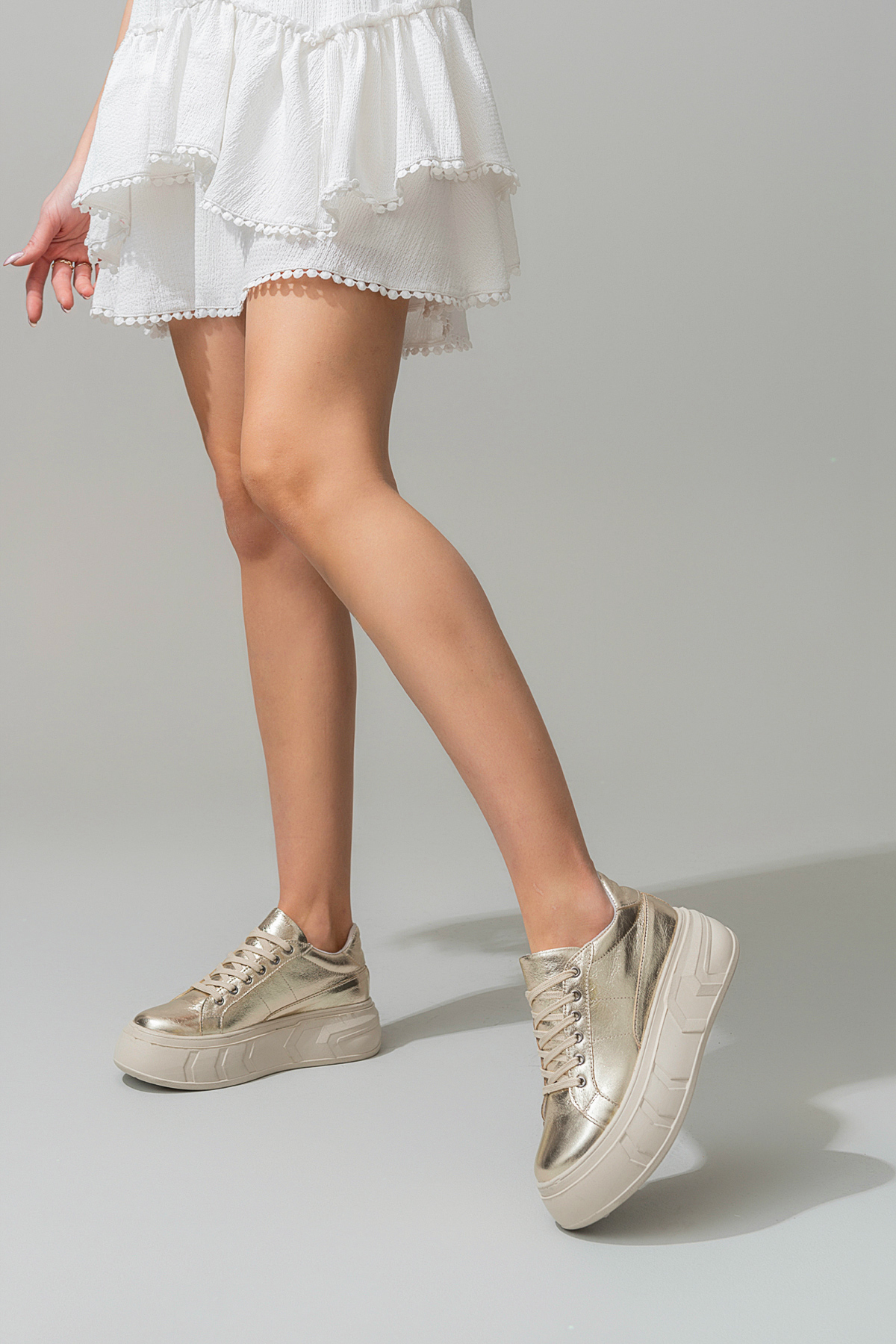 Zeynep Sıradağlı  Abalin Hakiki Deri Kadın Spor Ayakkabı Dore - Görsel 2