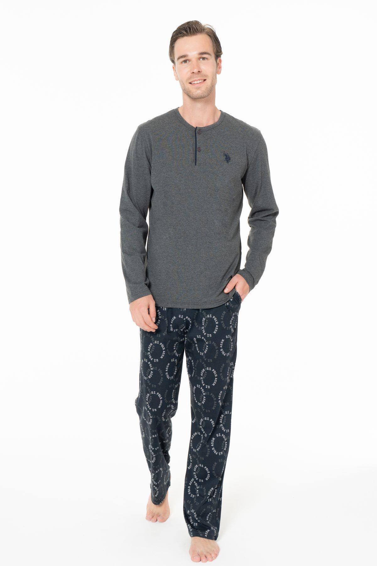 یو اس پولو ست پیژامه مردانه آستین بلند یقه سه دکمه یو اس پولو اس ان. ۱۸۹۷۱ - رنگ آنتراسیت ملانژ
