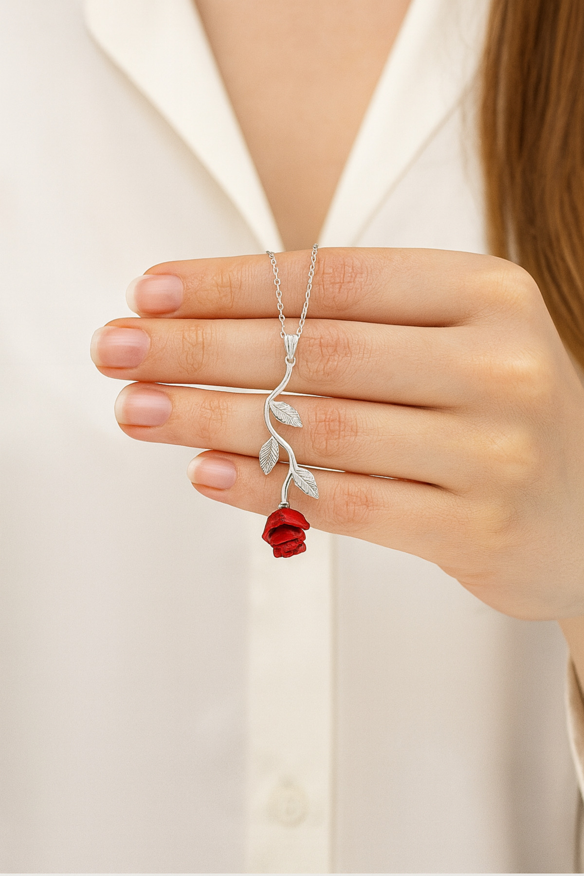 ÇEKİRDEK JEWELRY Işıklı Hediye Kutulu 925 Ayar Gümüş Rodyum Kaplama Ters Güllü Kolye görsel 2