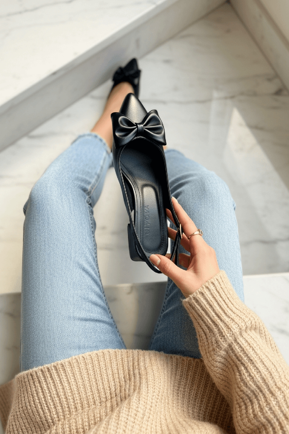 DİVOLYA  Fita Fiyonklu Siyah ( 4 cm Topuklu ) Sivri Burun Topuklu Ayakkabı - Görsel 5