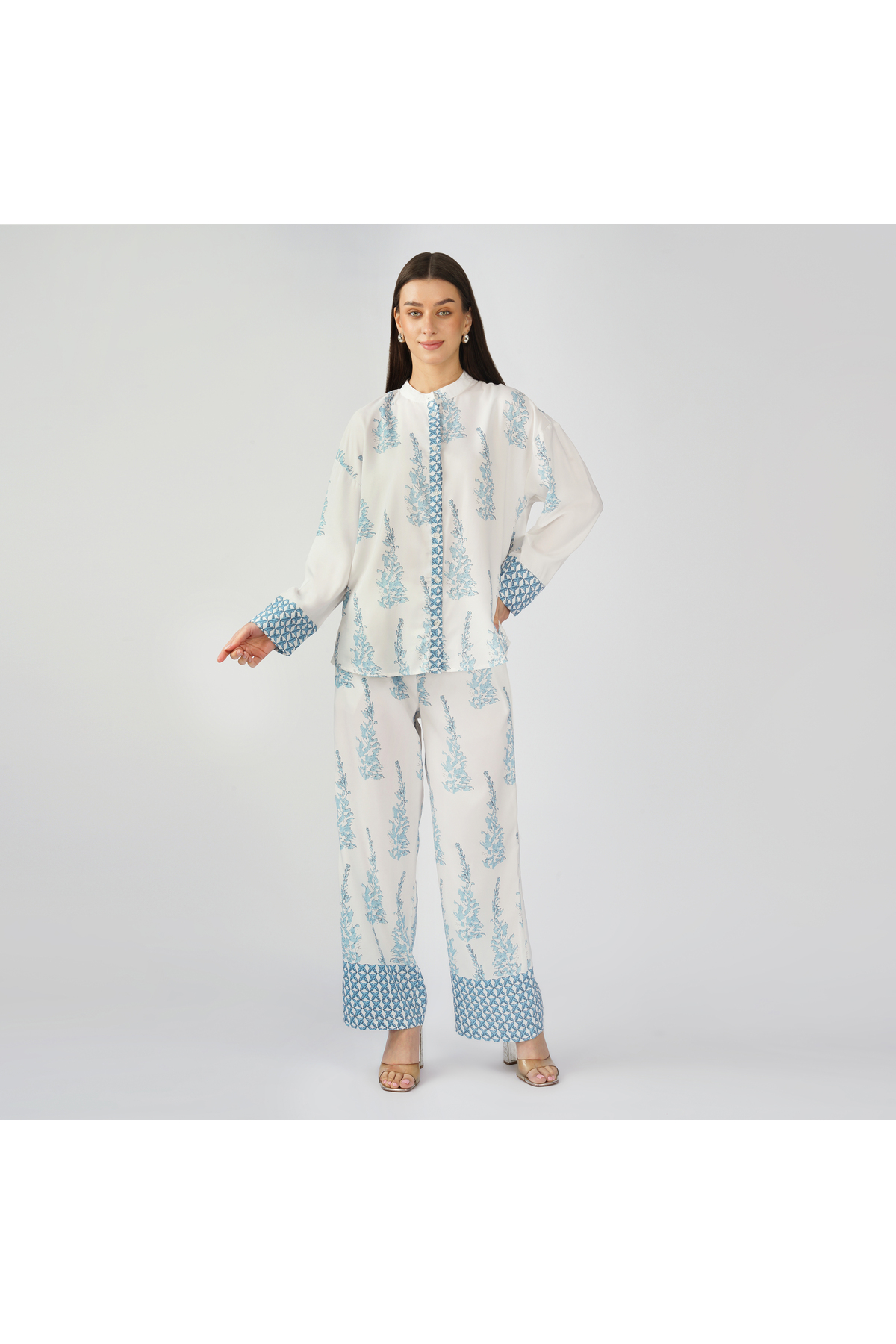 LINELLE White Coord Set with Blue Minimal Prints and Contrast Detailing