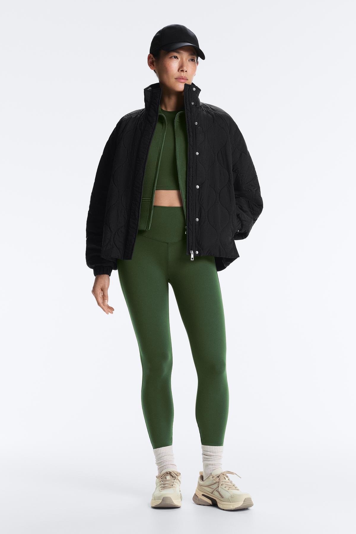 Oysho  FELLEX® AEROGEL su itici dolgulu ceket - Görsel 7