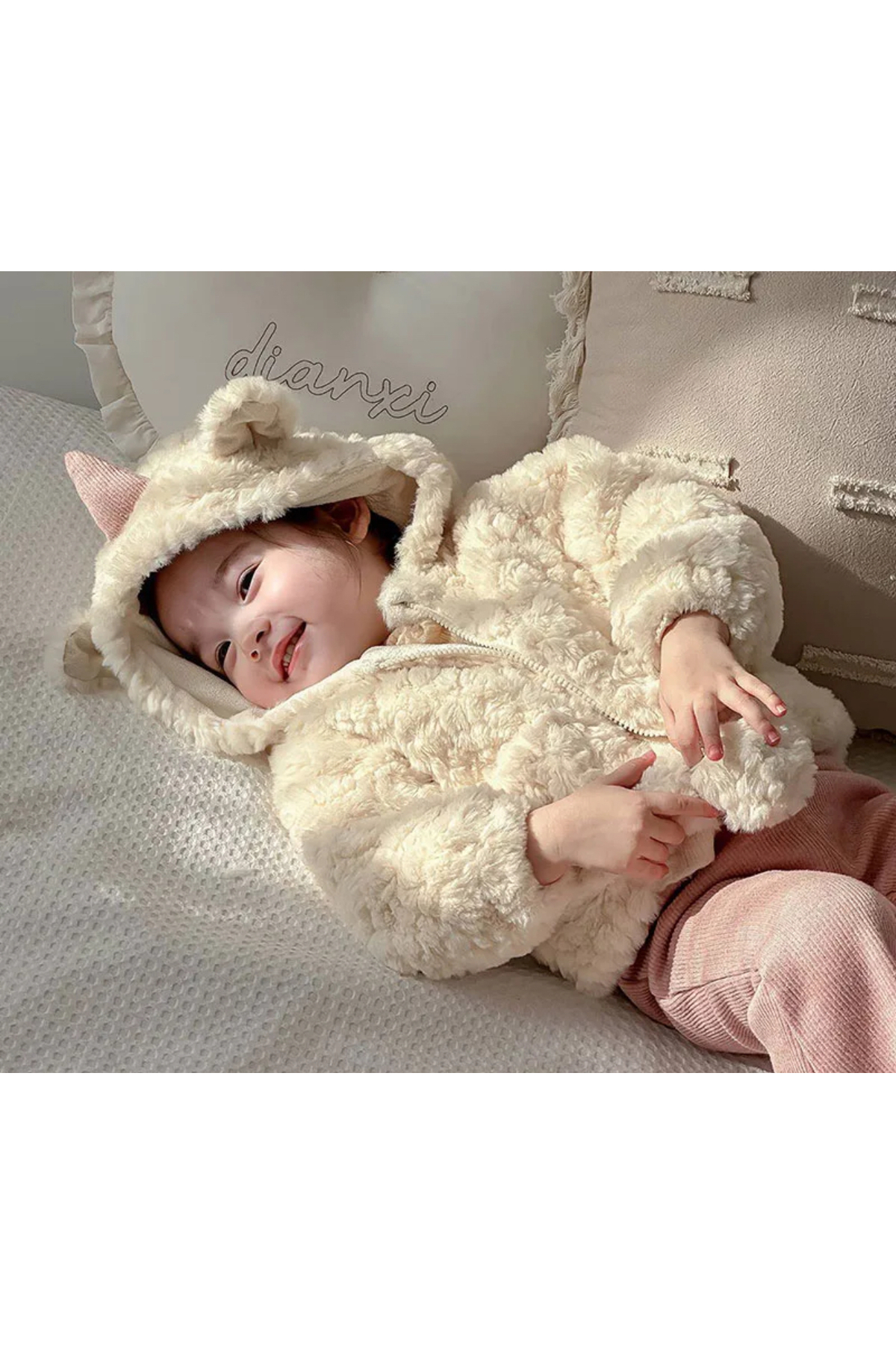 melisam.msg Kız Bebek Unicorn Kış Mevsimlik Peluş Mont Sevimli Kadife Astarlı fotoğrafı 2 (önizleme)
