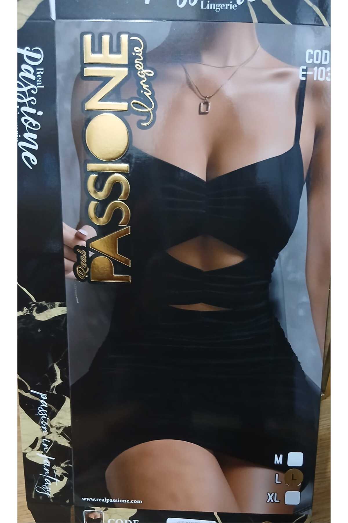 PASSIONE Şık, iddialı ve zamansız… Gardırobunun en güçlü parçası!