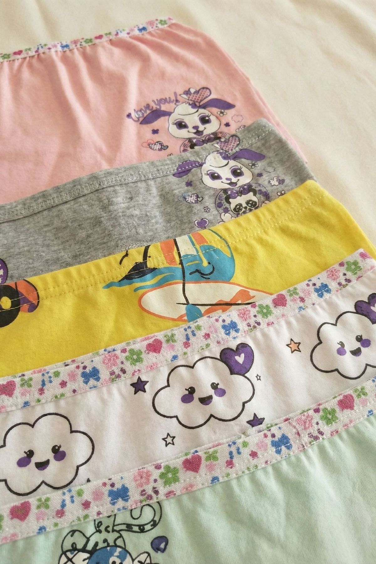 Tutku 5'li Paket Kız Bebek Pamuklu Boxer Seti - Renkli Desenli Yumuşak Bel Lastikli Külot fotoğrafı 2 (önizleme)