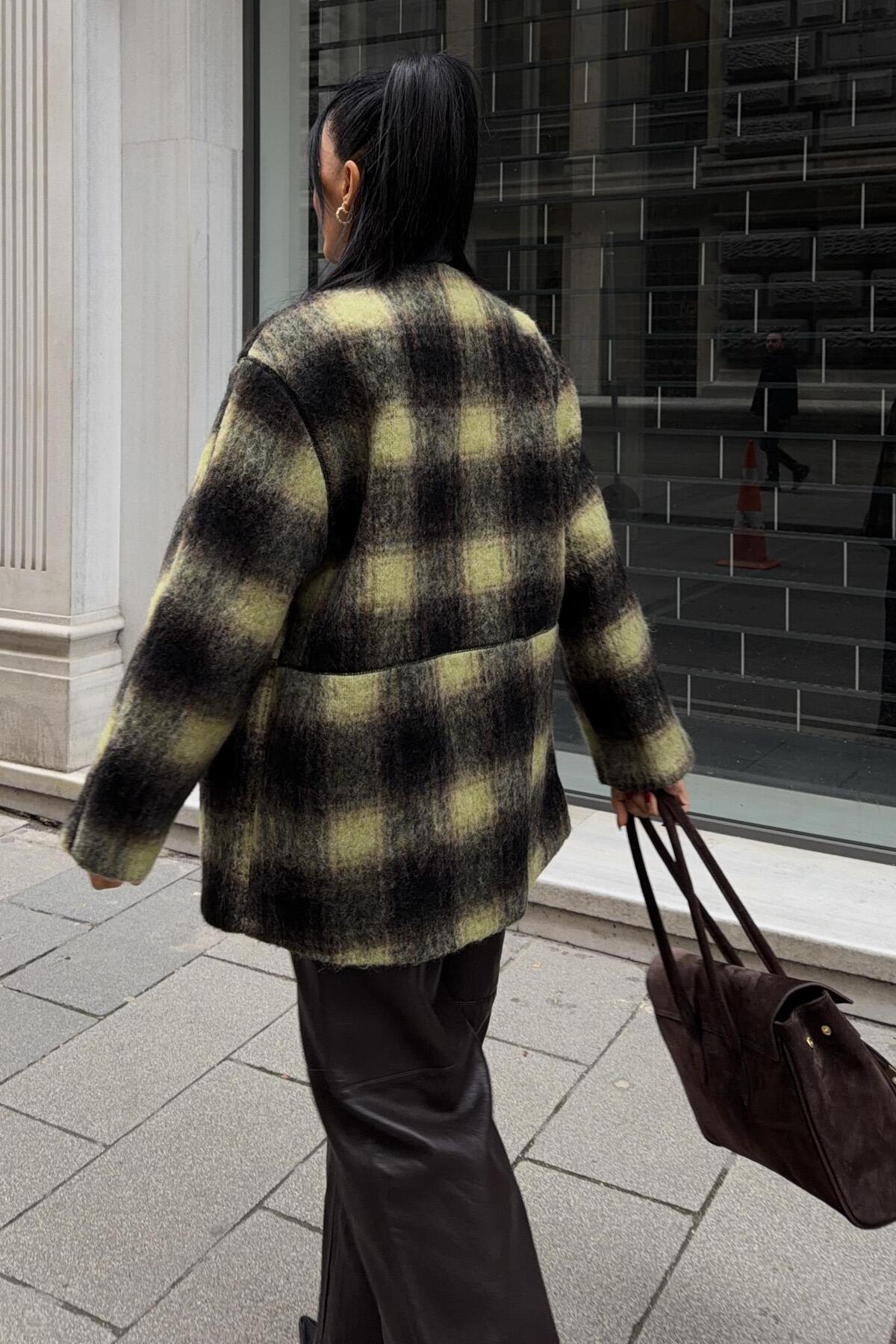 Lijuri  Ekose Desenli Yünlü Kaban 6191 - Görsel 6