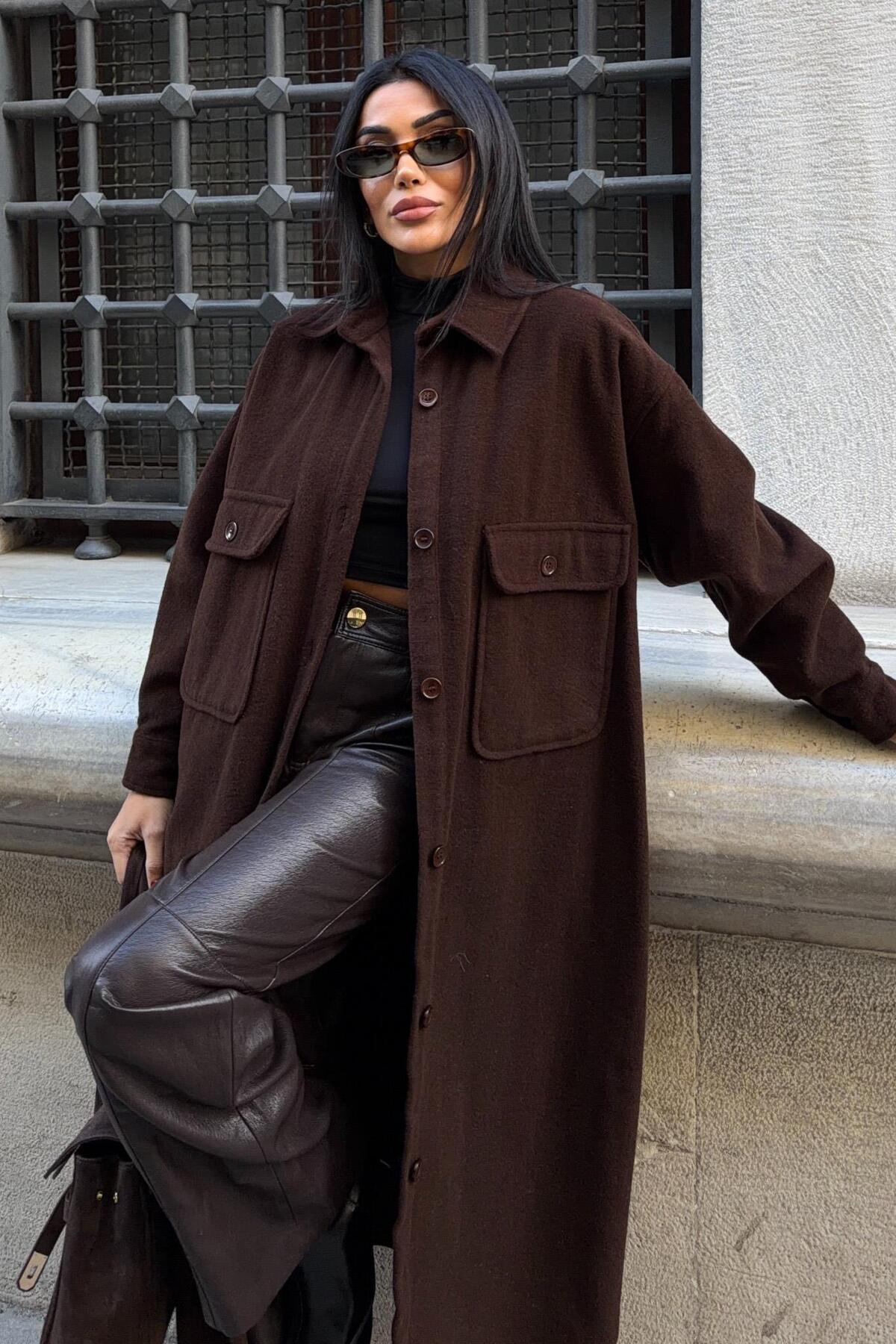 Lijuri  Oversize Cepli Düğmeli Uzun Kaşe Gömlek 7131 - Görsel 4