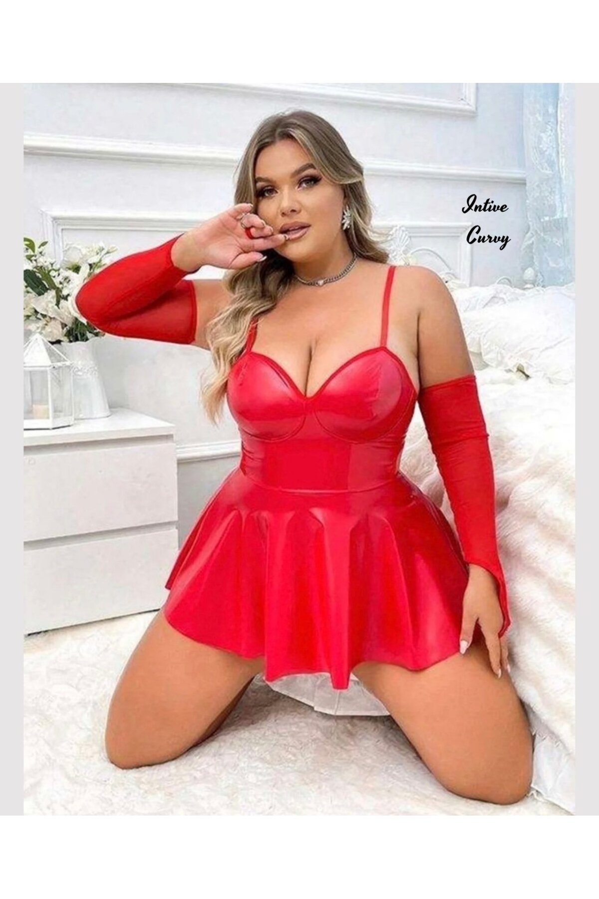 İntive Lingerie Intive Curvy Büyük Beden Deri Görünümlü Eldivenli Mini Gecelik (2XL/3XL)