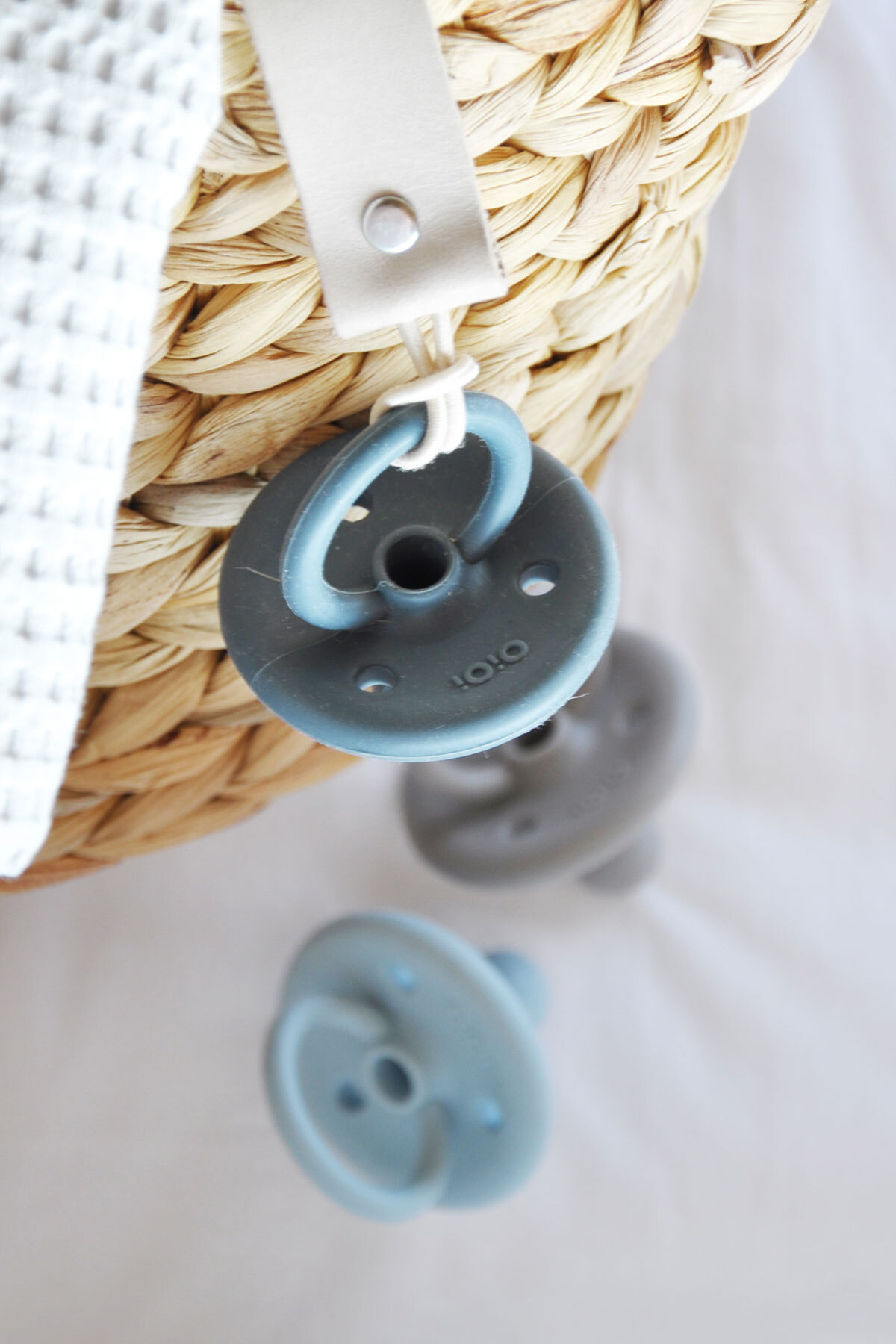 OiOi Silikon Emzik Powder Grey Gri 0 Ay+ fotoğrafı 7 (önizleme)