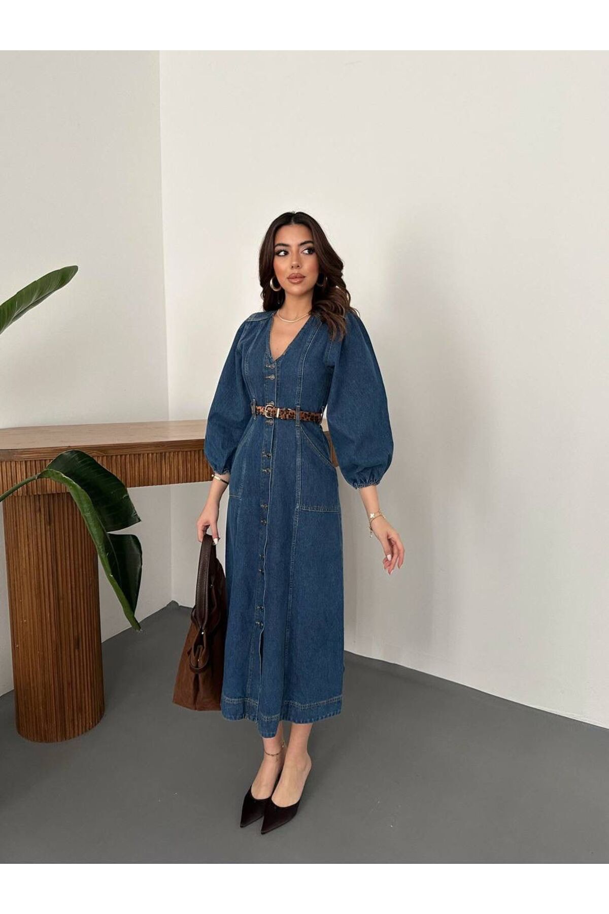 Ekim Store  V Yaka Yarım Kol Düğmeli Kot Elbise