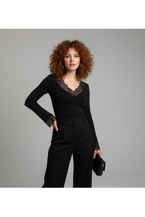 BEİR COLLECTİON V yaka Dantelli Bluz