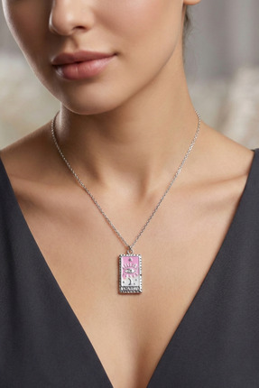 NEWTRENDD Pembe Nazar Göz Figürlü Dikdörtgen Kolye – Zincirli Şık Kadın Kolye...