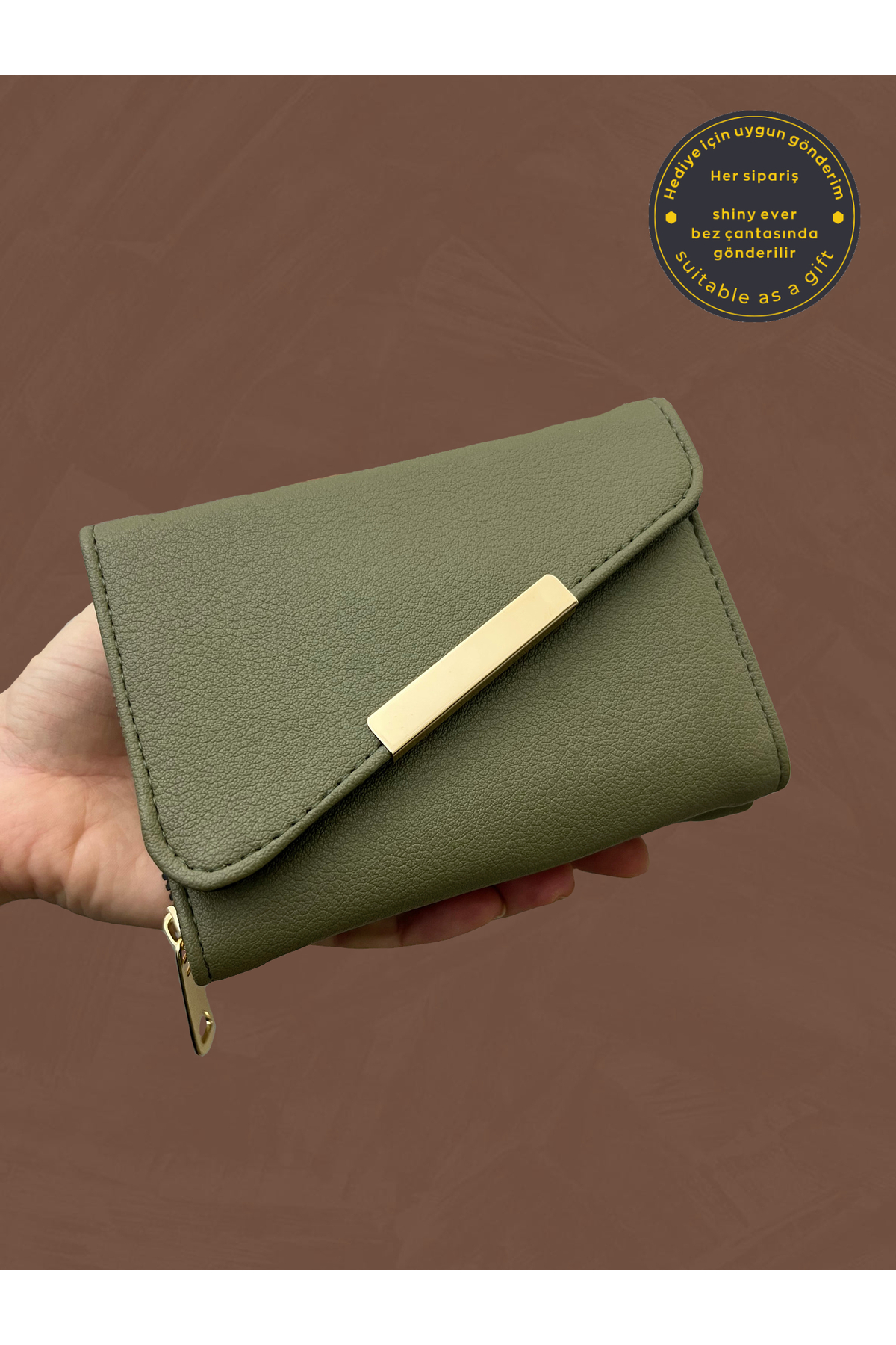 Women's Green Leather Wallet with Cross Lid Gold Detailed