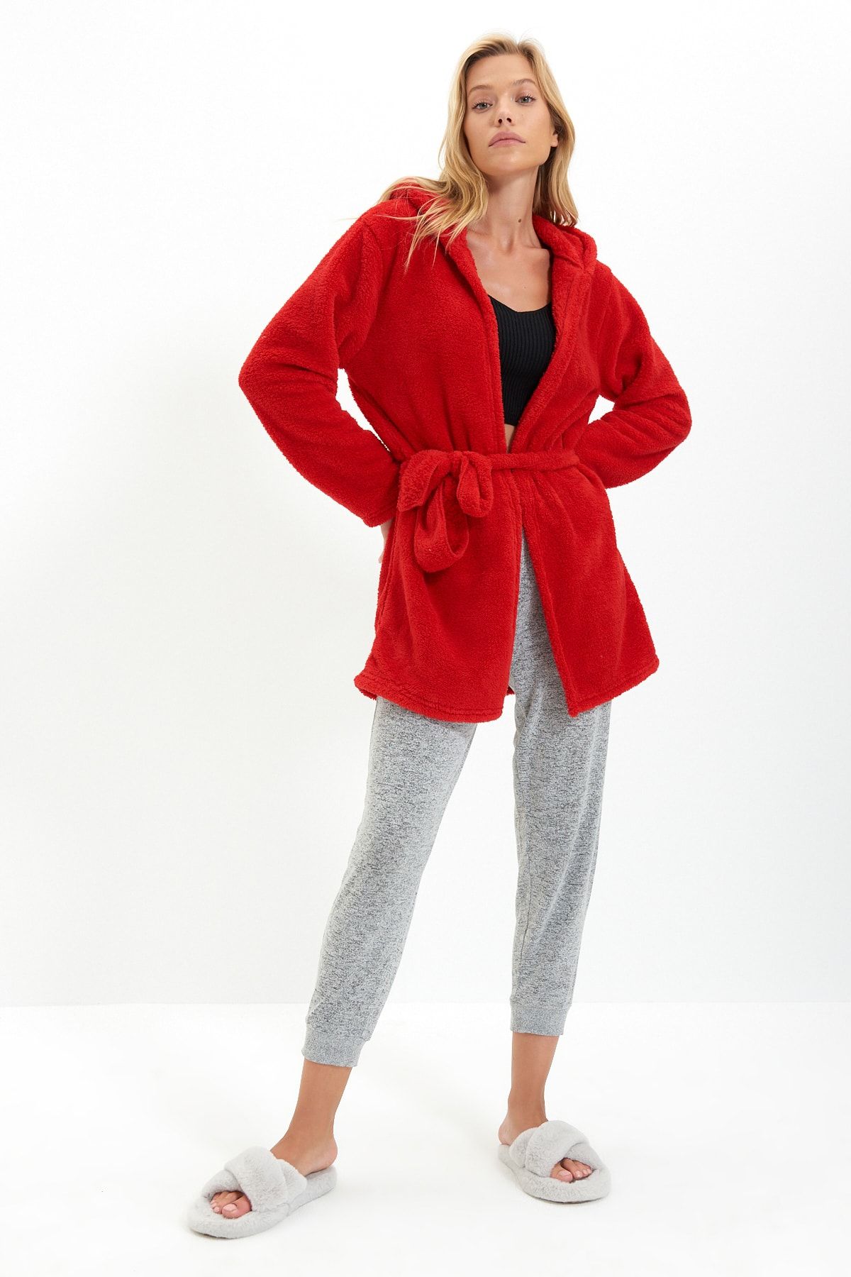 Trendyol Collection-Czerwony haftowany pluszowy szlafrok zimowy - Thmaw22Sb0004 6