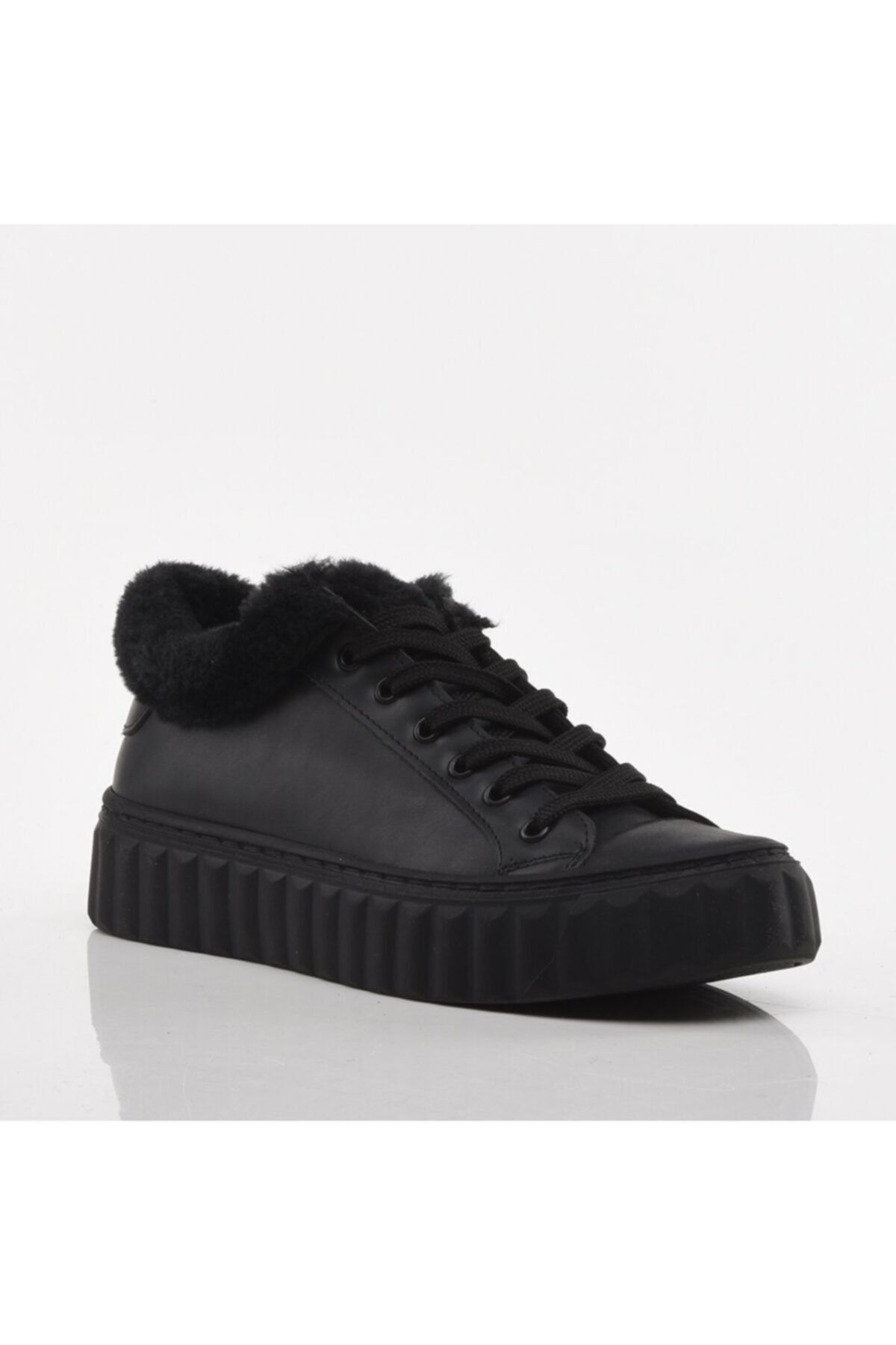 Hotiç Sneaker Schwarz Flacher Absatz Fast ausverkauft NA8985
