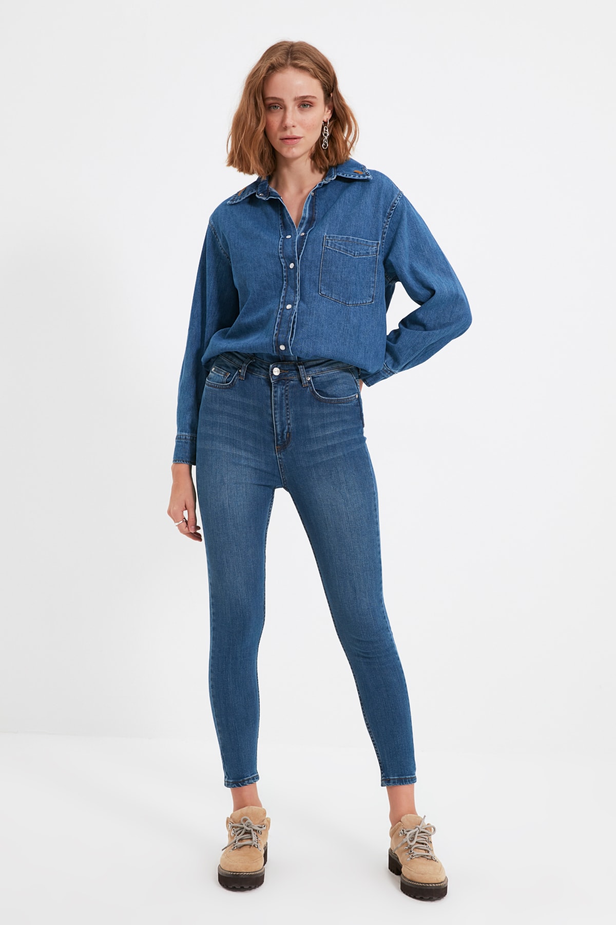Trendyol Collection Jeans Blau Skinny Fast ausverkauft
