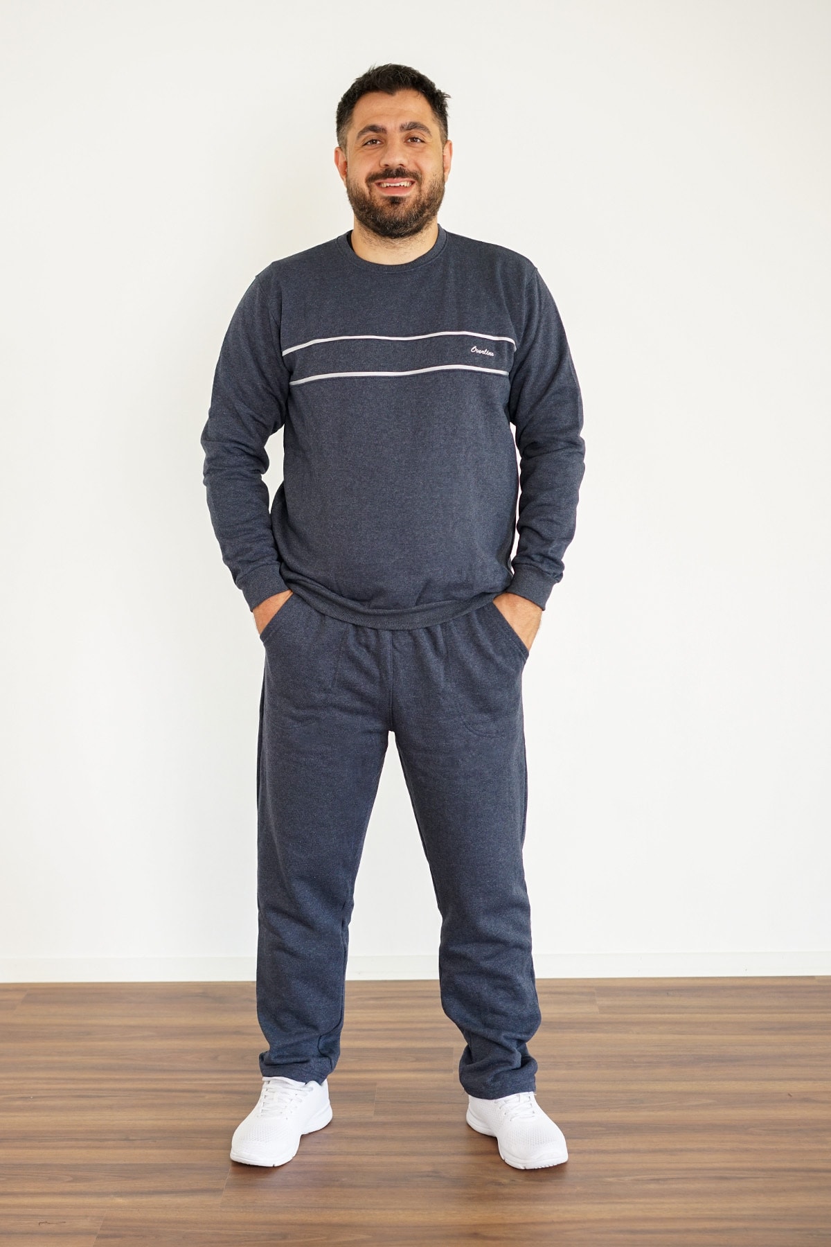 Erkek Indigo Rahat Kalıp Nakış Detaylı Sweat Eşofman Takımı — سرمه‌ای TYC00207029985