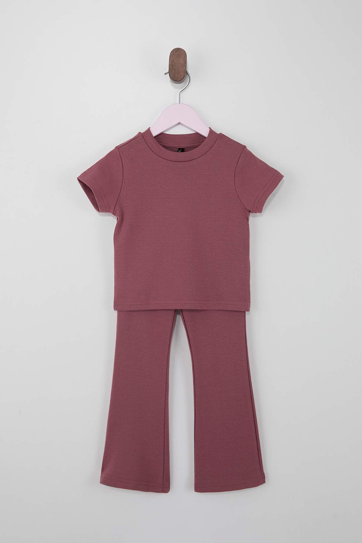 TRENDYOLKIDS Dusty Rose Cotton Straight Stretch-T-Shirt und gestricktes Unter...