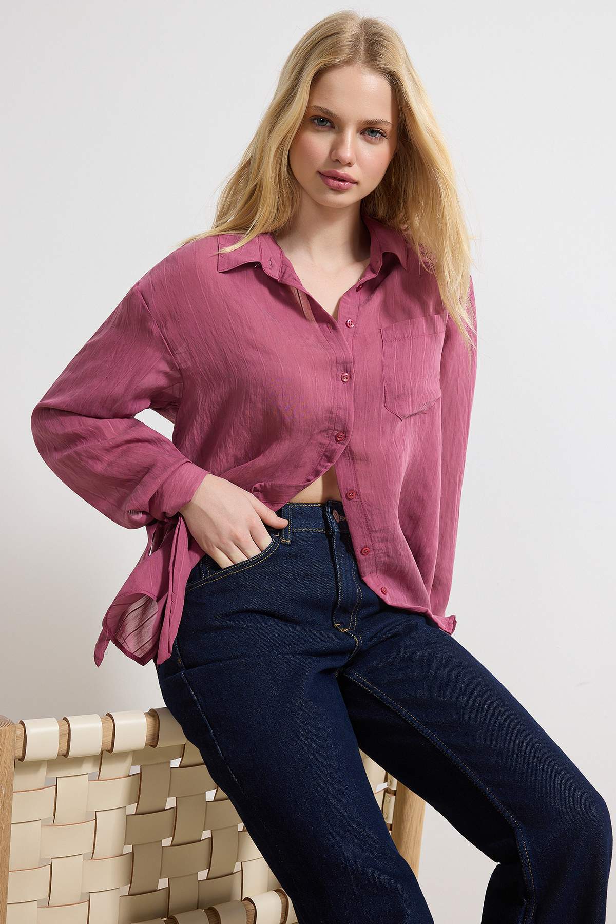 Trendyolmilla  Gül Kurusu Yumuşak Tuşeli Transparan Gömlek TWOSS26GO00031 - Görsel 2