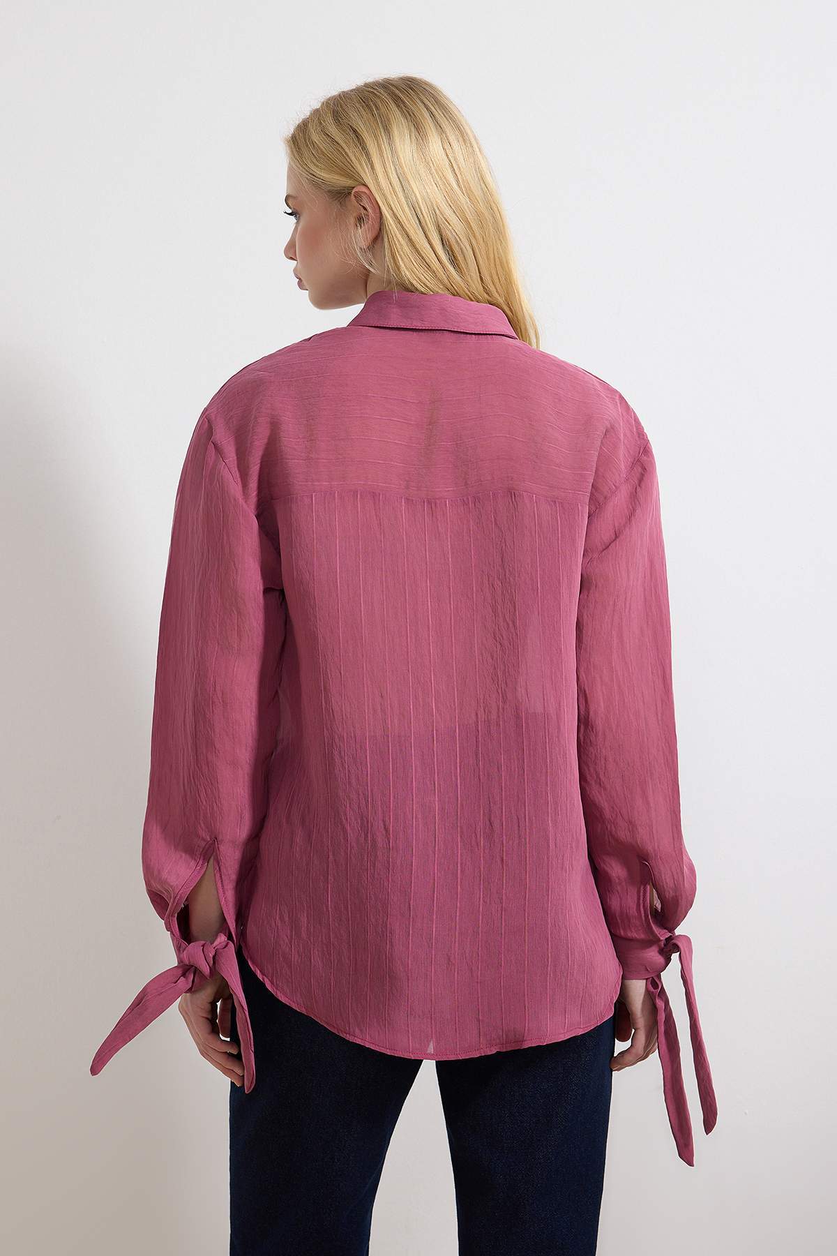 Trendyolmilla  Gül Kurusu Yumuşak Tuşeli Transparan Gömlek TWOSS26GO00031 - Görsel 4