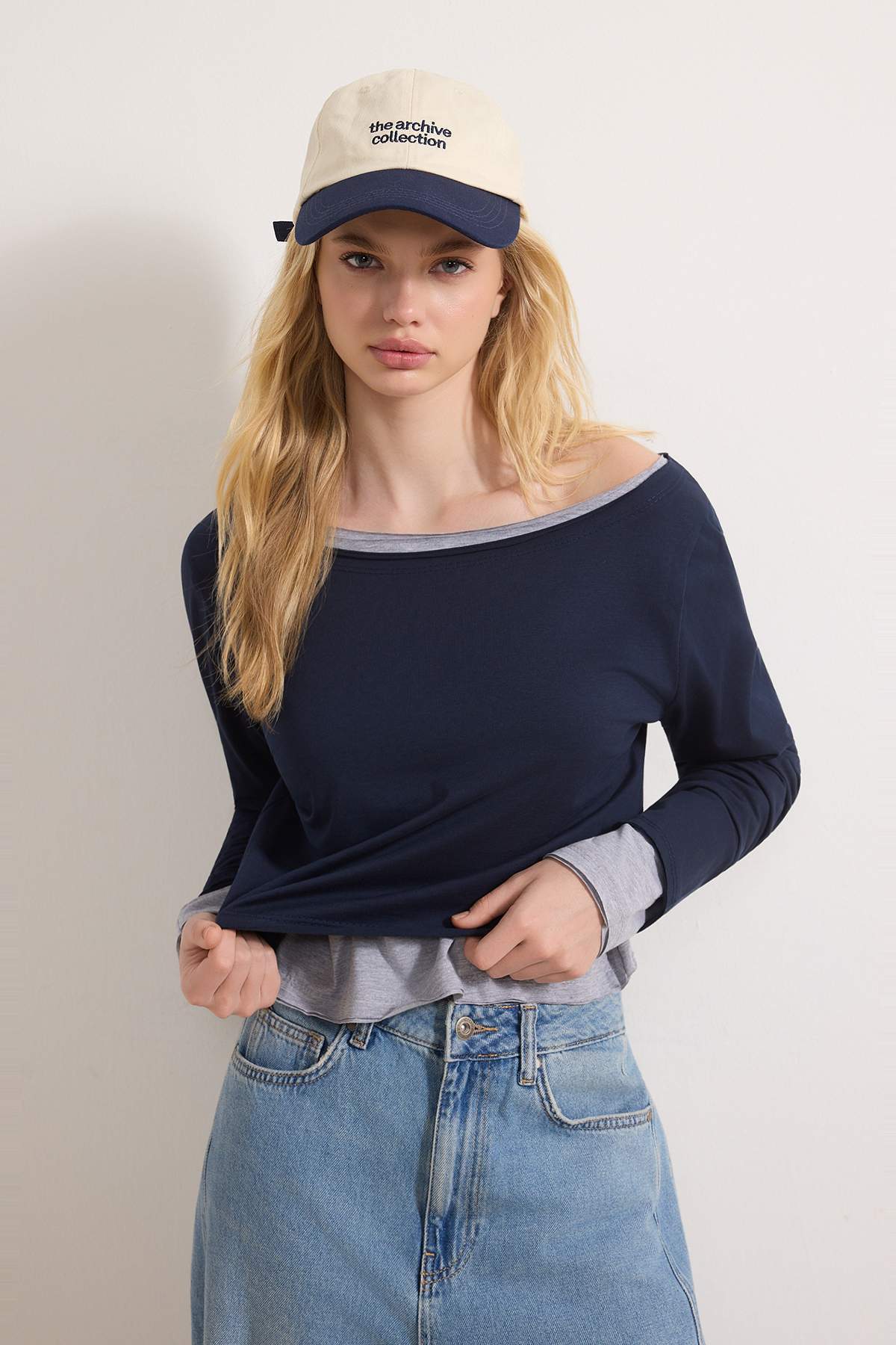 Trendyolmilla  Teen Lacivert-Gri Melanj %100 Pamuk Açık Omuzlu Yaka Rahat Kesim Örme T-Shirt TWOAW26TS00016 - Görsel 3